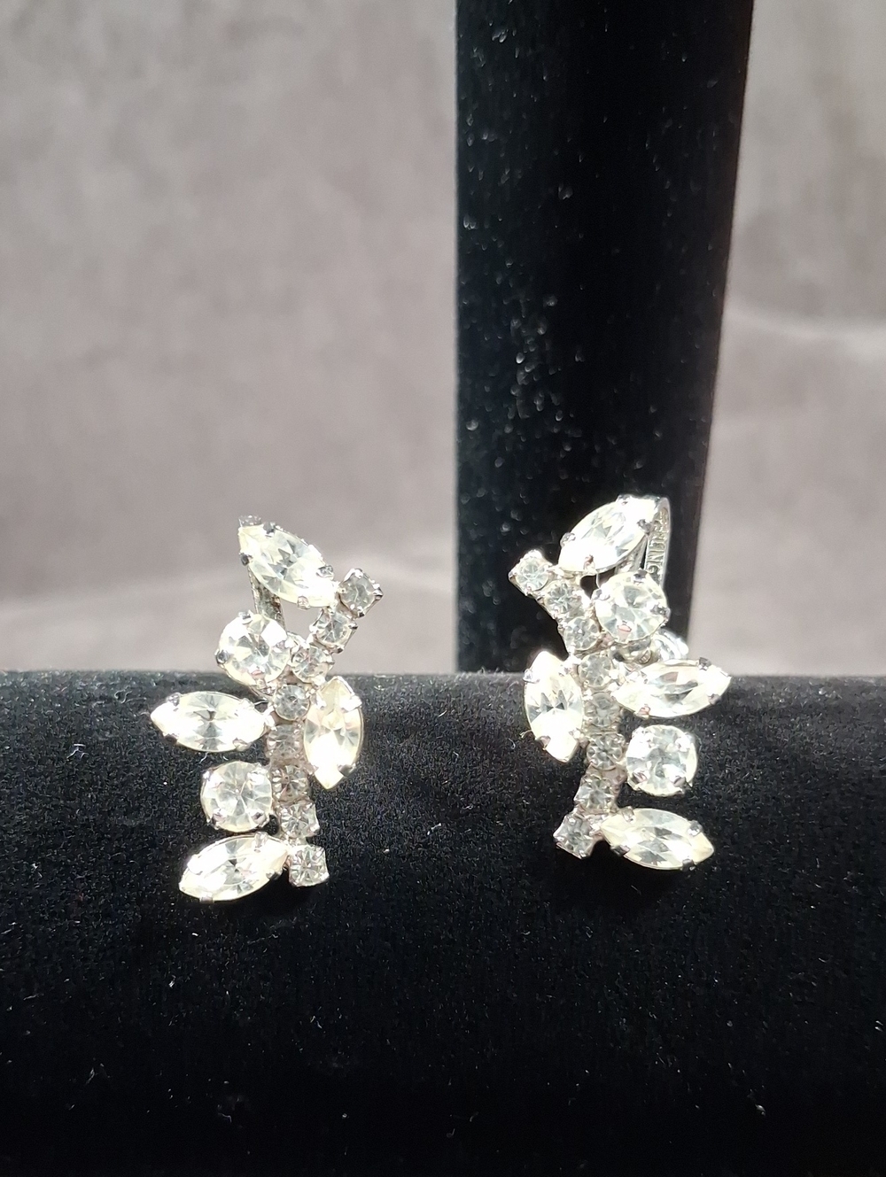 Vintage Jay Flex Marked Sterling Silver Screwback Rhinestone Drop Earrings VG